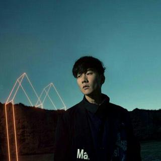 流动的音符，在满布伤痕的世界泛起阵阵涟漪