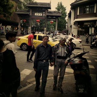 民谣像酒有故事的人不能听