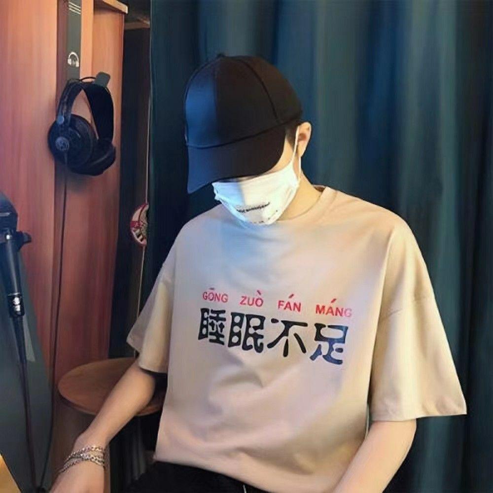 那你一定要紧紧牵着我的手