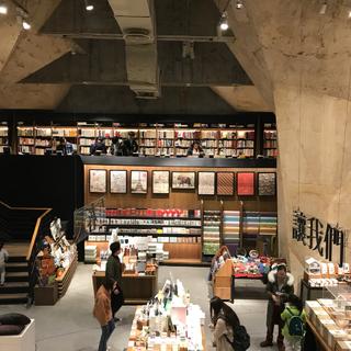 成都方所书店背景乐