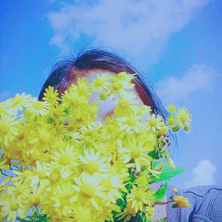 “你是无意穿堂风，却偏偏引山洪。”