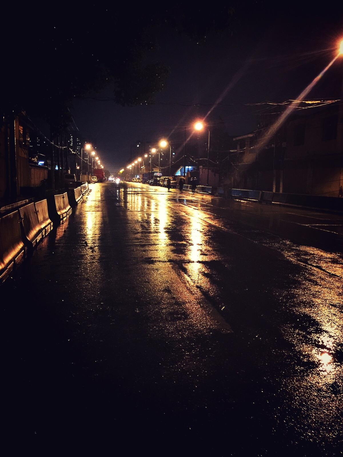 雨夜专辑