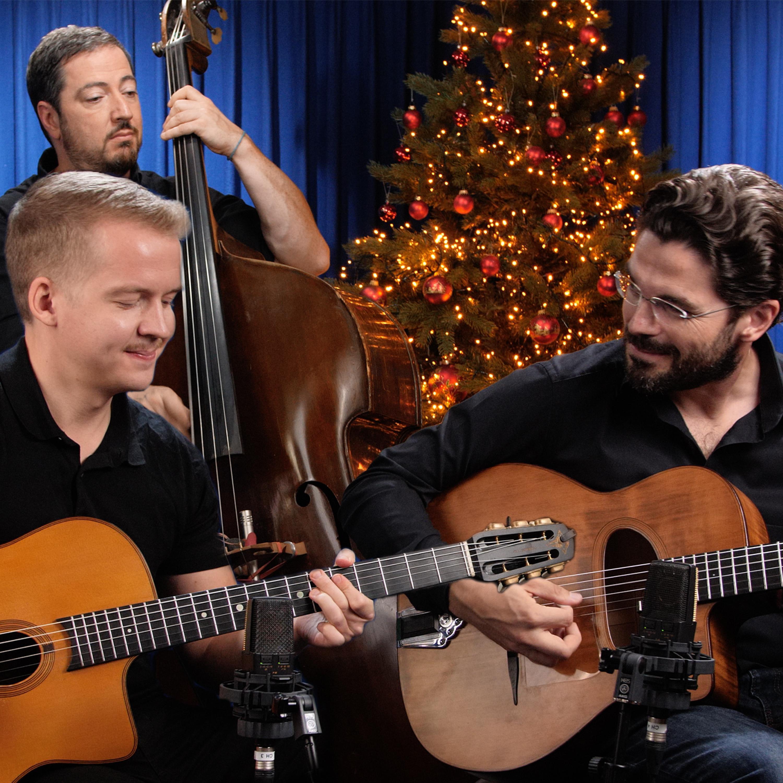 Santa Claus Is Coming to Town (feat. Olli Soikkeli)