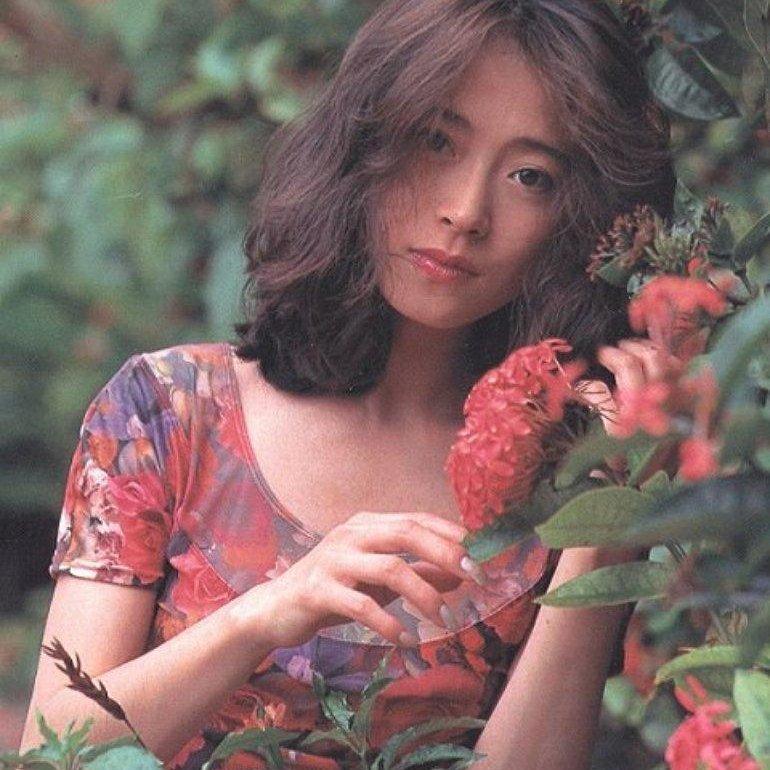 歌姬衰翔曲 01-中森明菜
