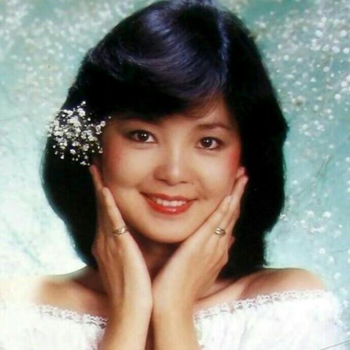 邓丽君金曲百听不厌