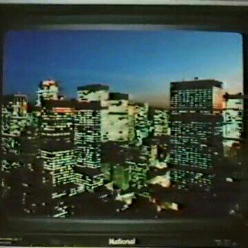 蒸 気 波 V a p o r w a v e