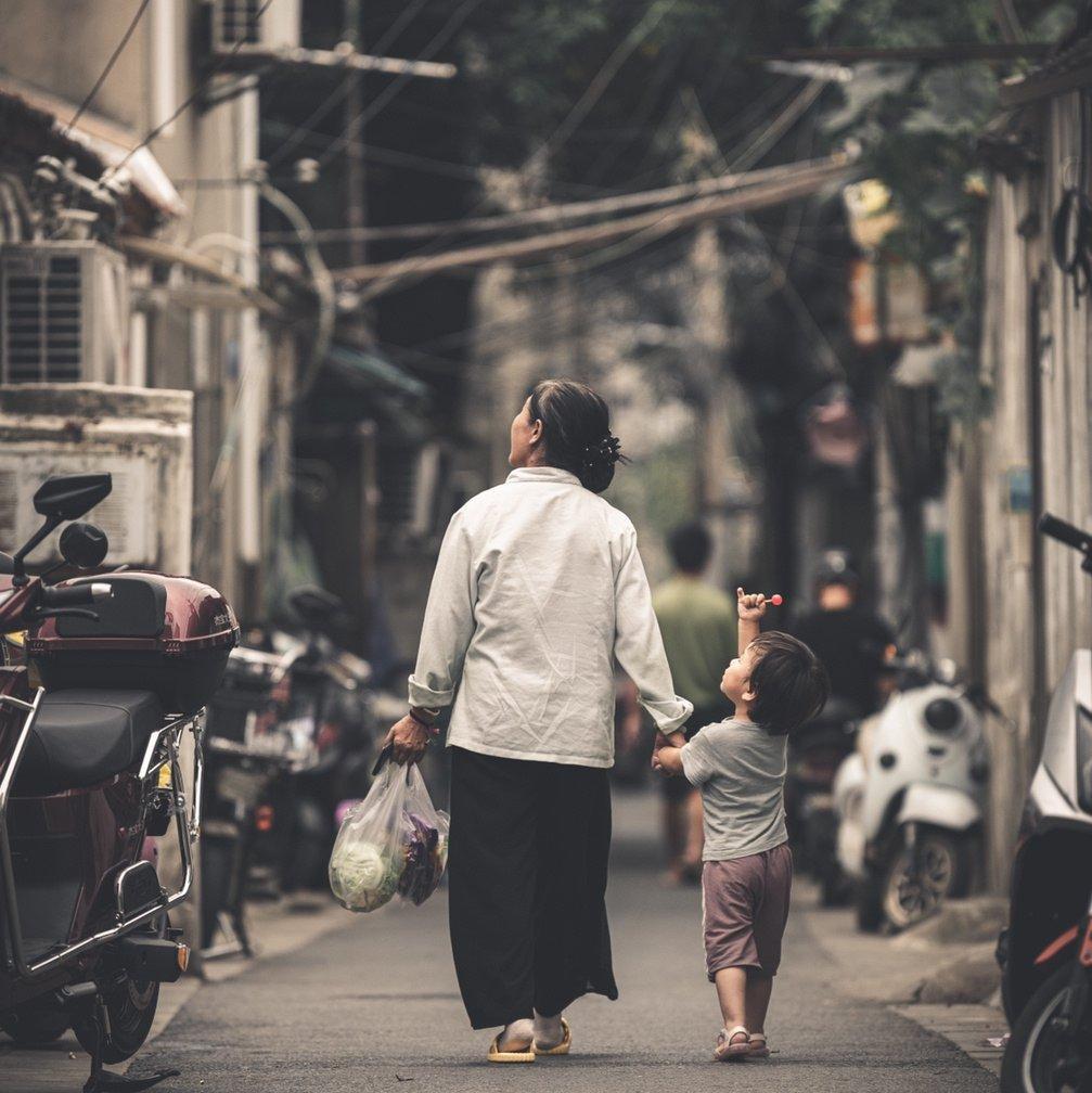 丁毅-烛光里的妈妈（翻唱）（lhn的故事 remix）