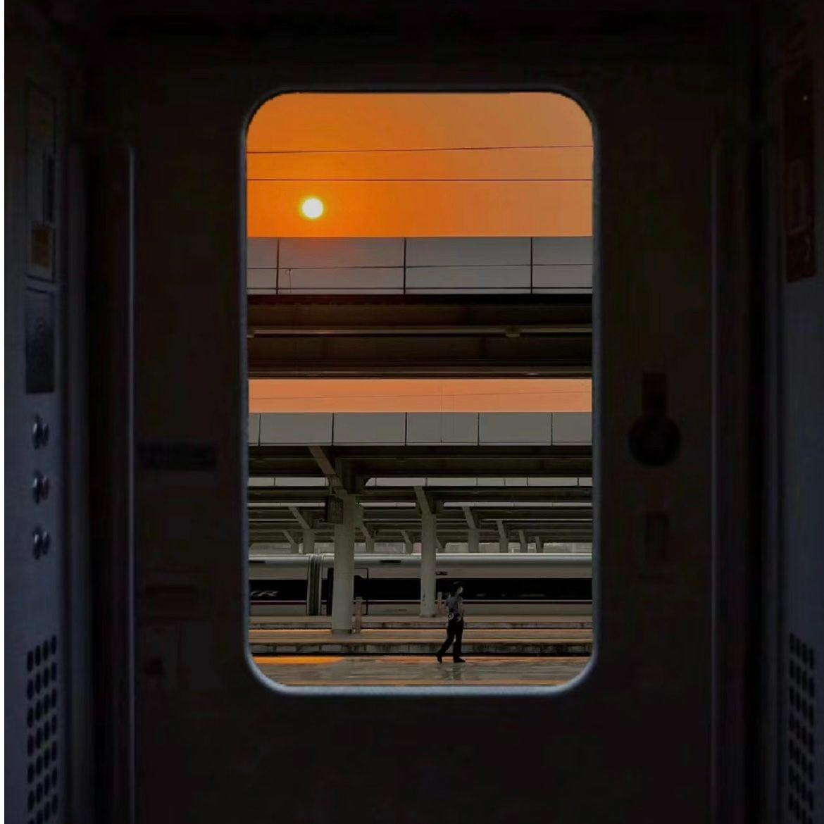 把回忆拼好给你 （我们之间的回忆）