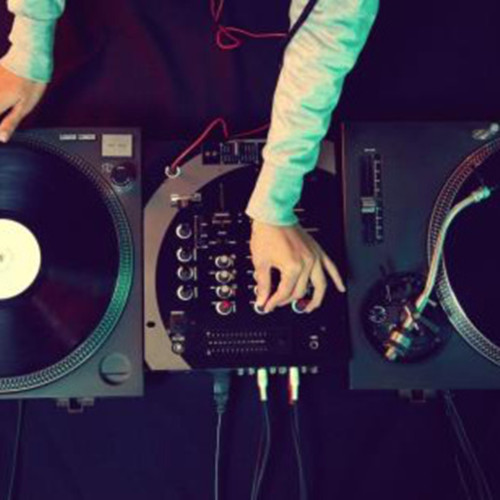 我曾 (抖音dj版) (翻自 隔壁老樊)