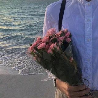 恋爱要从收到一束花和正式的告白开始