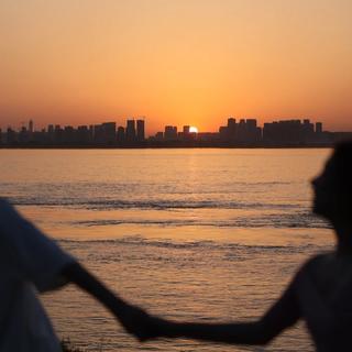 浪漫台摇 · 適合日落听的歌