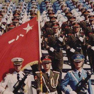 修我戈矛，与子同袍