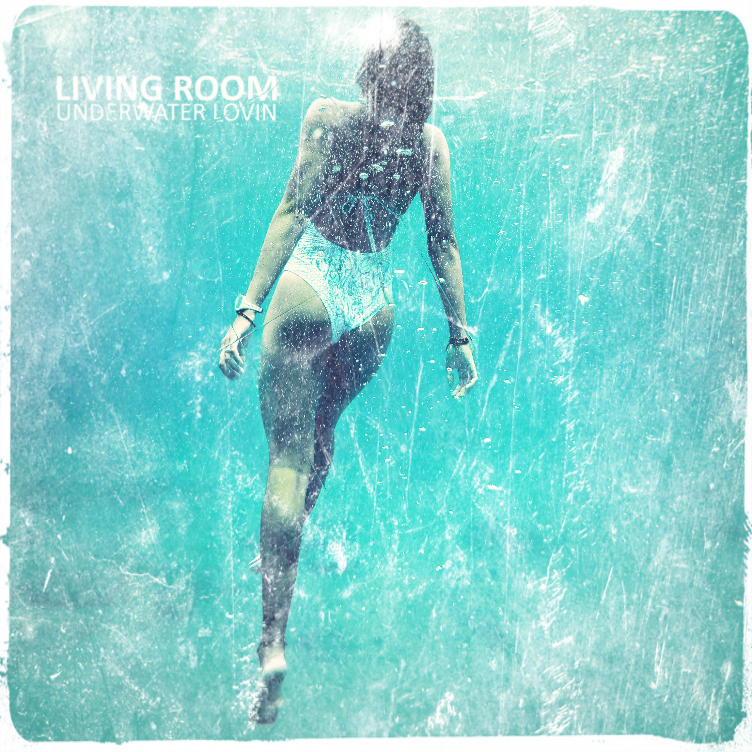 Underwater Lovein