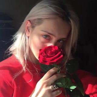 「炸裂回声」电波氛围内的情绪叠起