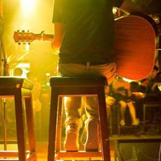 一首又一首好听的话语民谣