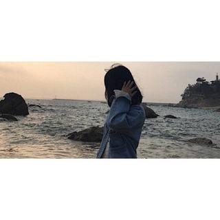 沐浴着阳光 喝一杯热咖啡 听几首说唱