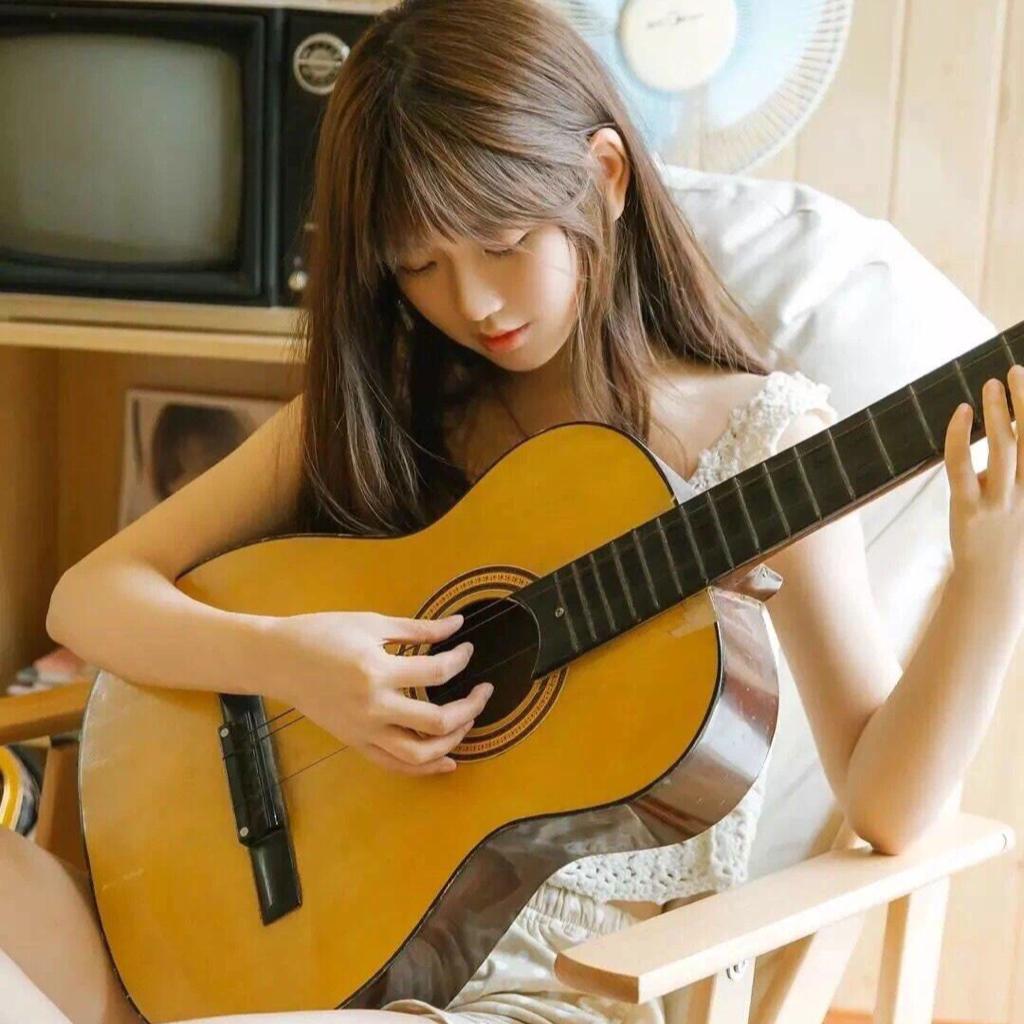 李瑨瑶吉他翻唱