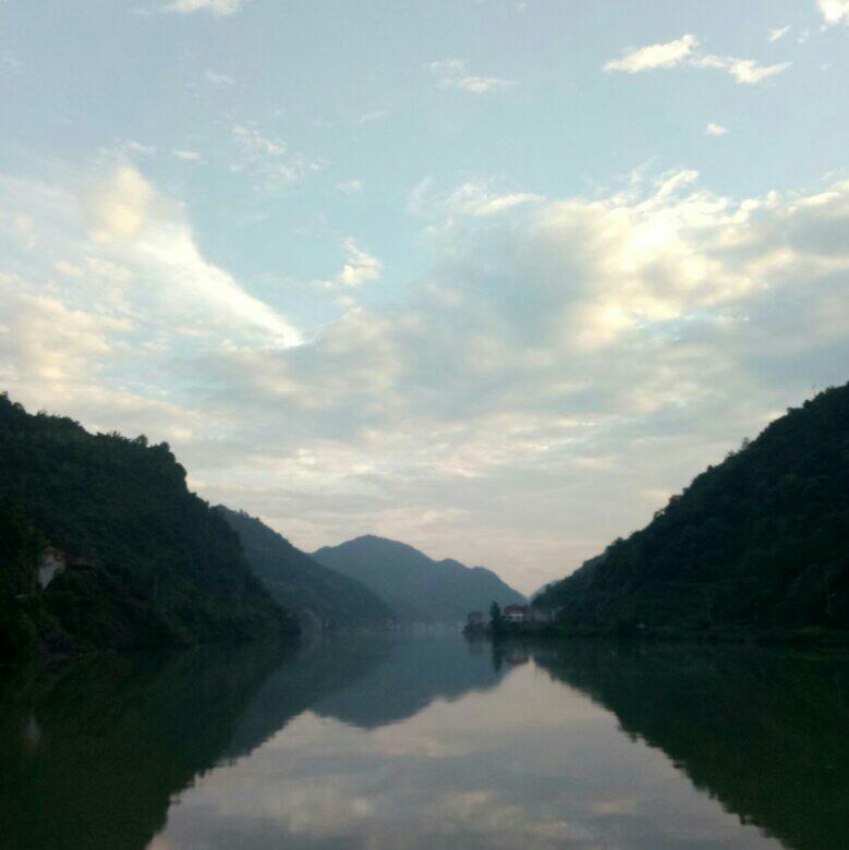 轻音乐诗歌朗诵背景音乐