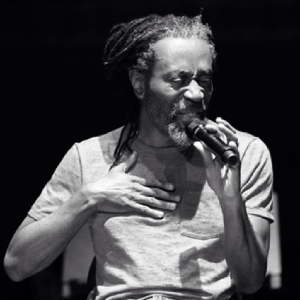 【Bobby McFerrin】鲍比·麦菲林
