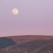 The Moon Has No Light of Its Own