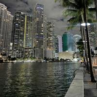 MoneyReek - 5am in Florida (feat. JP)