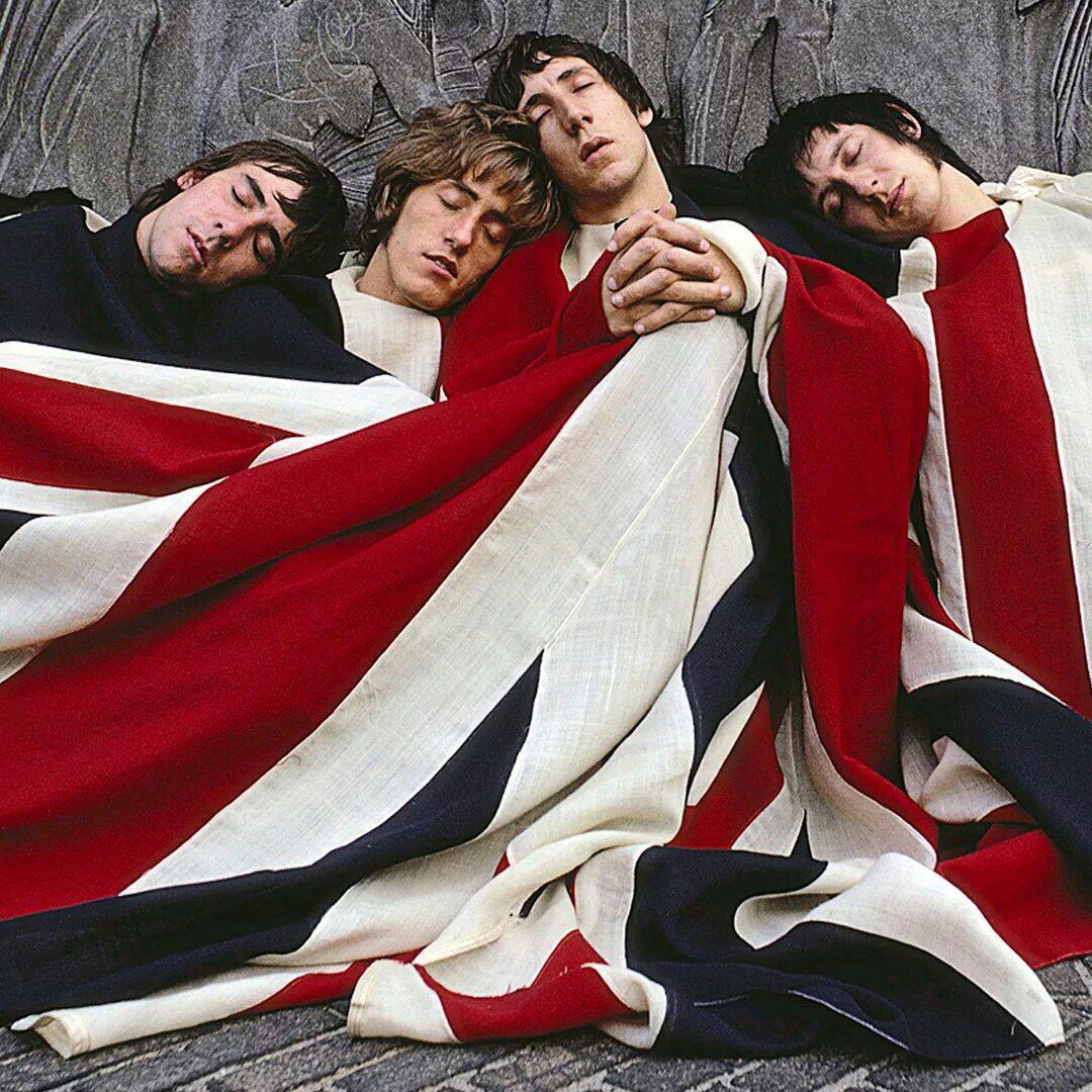 The who christmas. Группа the who. Группа Британия. The who в английском флаге. Logotipo de the who.